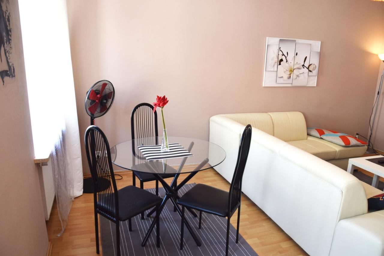 Apartment Old Town Варшава Экстерьер фото